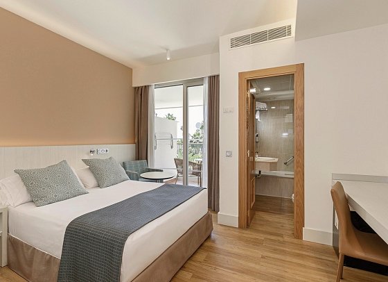 SOL Torremolinos Don Pedro - Wohnbeispiel Doppelzimmer Poolblick (Zimmercodierungen D1P & D2P)