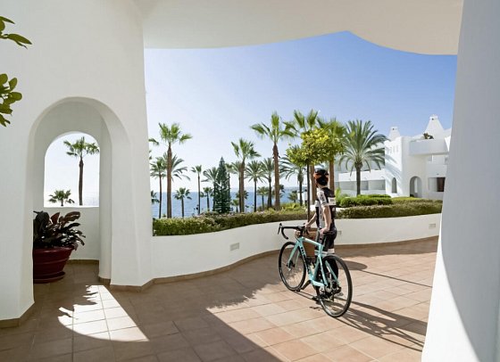 H10 Estepona Palace