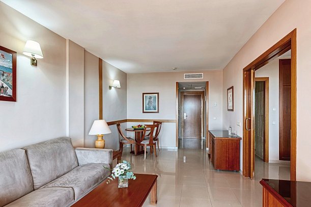 Hotel Bahia Tropical - Wohnbeispiel Juniorsuite (Zimmercodierung JB1)