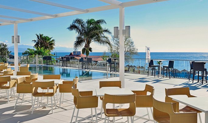 Ocean House Costa del Sol, Affiliated by Meliá - Play Bar