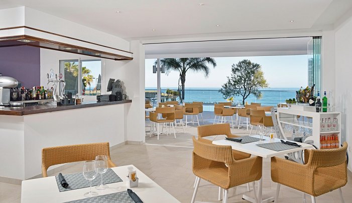 Ocean House Costa del Sol by Grupotel - Play Bar