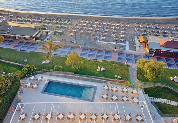 Ocean House Costa del Sol by Grupotel - Beach Club