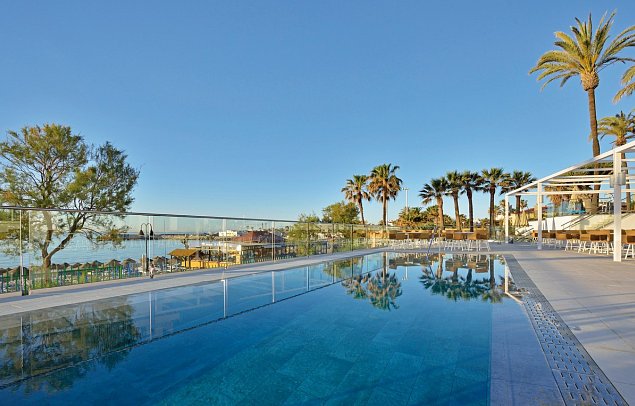 Ocean House Costa del Sol by Grupotel - Pool Beachclub
