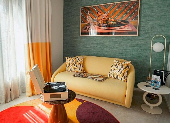 Hard Rock Hotel Marbella - Wohnbeispiel Studio Suite (Zimmercodierung SB1)