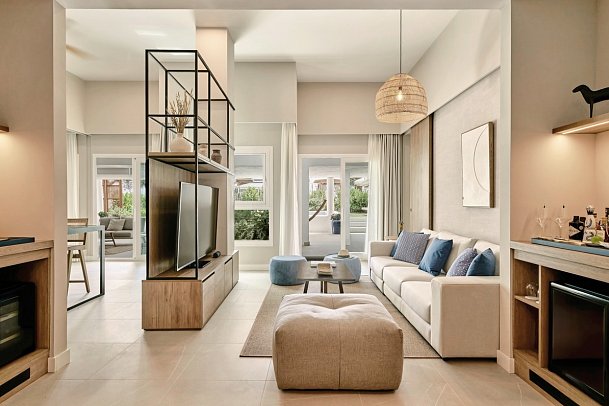 METT Marbella - Estepona - Beach Suite with private Garden and Pool (Zimmercodierung W2R)