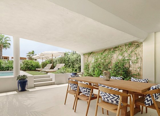 METT Marbella - Estepona - Beach Suite with private Garden and Pool (Zimmercodierung W2R)