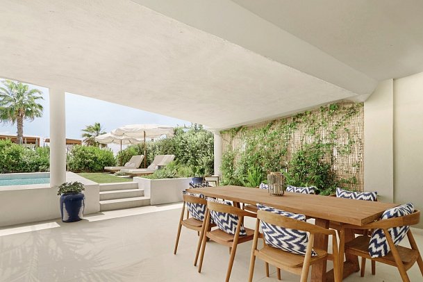 METT Marbella - Estepona - Beach Suite with private Garden and Pool (Zimmercodierung W2R)