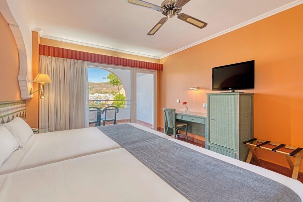 Playacálida Hotel - Wohnbeispiel Doppelzimmer seitlicher Meerblick (Zimmercodierung D1N)