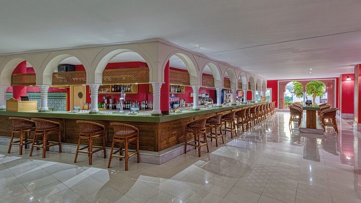 Playacálida Hotel