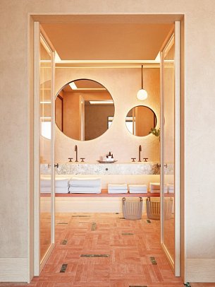 El Fuerte Marbella - Badbeispiel Juniorsuite frontaler Meerblick Typ Selected (Zimmercodierung J1O)