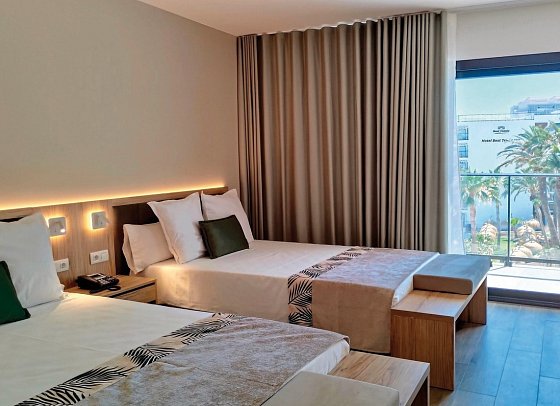 Best Tritón - Wohnbsp. Doppelzimmer Superior Poolblick und seitl. Meerblick (Zimmercodierung DS1)