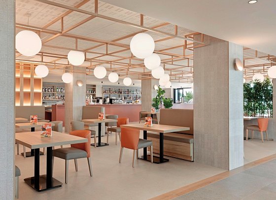Best Tritón - Bar & Cafeteria „El Puerto“