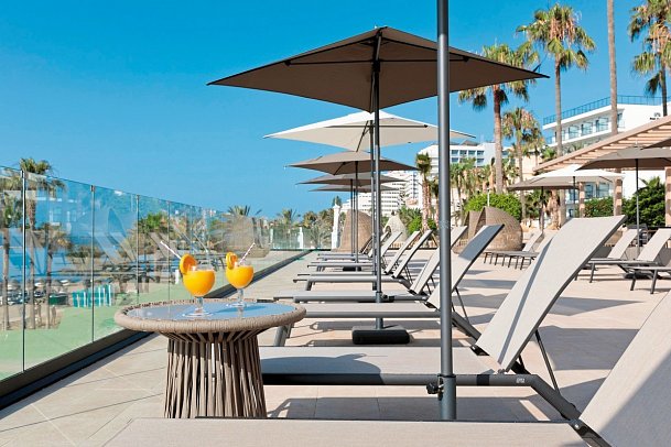 Best Tritón - Terrasse Bar & Cafeteria „El Puerto“