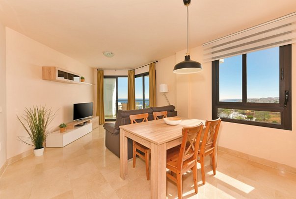 Olée Nerja Holiday Rentals - Wohnbeispiel Apt. 1 Schlafzimmer seitl. Meerblick (Zimmercodierung ABN)