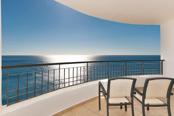 Olée Nerja Holiday Rentals - Balkonbeispiel Apt. 1 Schlafzimmer Meerblick (Zimmercodierung ABM)