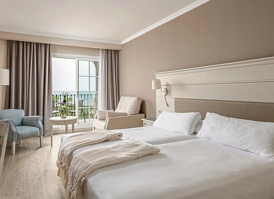 Iberostar Waves Málaga Playa - Wohnbeispiel Doppelzimmer Meerblick (Zimmercodierungen D1M & D2M)