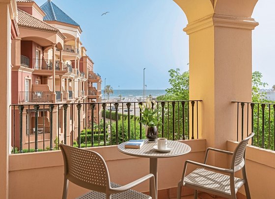 Iberostar Waves Málaga Playa - Balkonbeispiel Appartement (Zimmercodierungen AB1 & AB2)