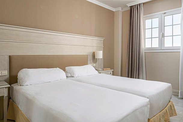 Iberostar Waves Málaga Playa - Wohnbeispiel Appartement Superior (Zimmercodierungen OS1 & OS2)