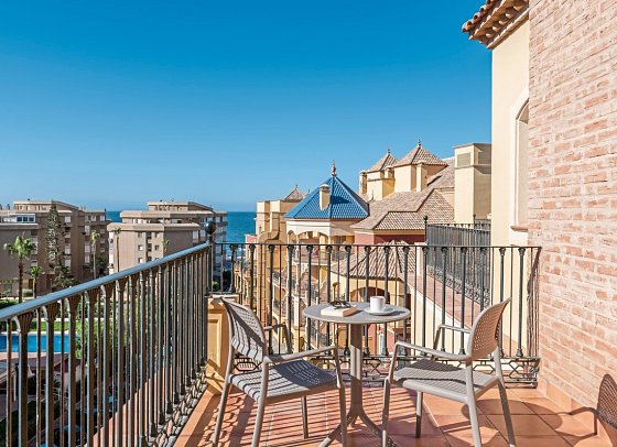 Iberostar Waves Málaga Playa - Balkonbeispiel Appartement Superior (Zimmercodierungen OS1 & OS2)