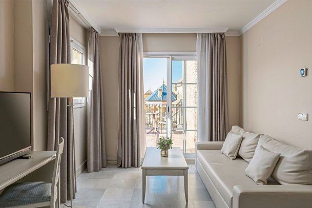 Iberostar Waves Málaga Playa - Wohnbeispiel Appartement Superior (Zimmercodierungen OS1 & OS2)