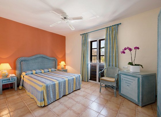 BlueBay Banús - Wohnbeispiel Doppelzimmer Economy (Zimmercodierung DE1)