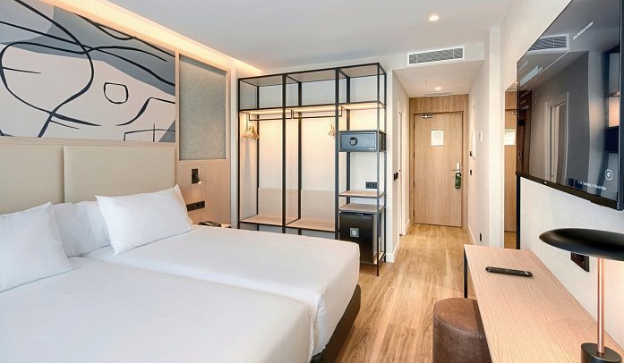 Sercotel Rosaleda Málaga - Wohnbeispiel Doppelzimmer Klassik (Zimmercodierung DB1)