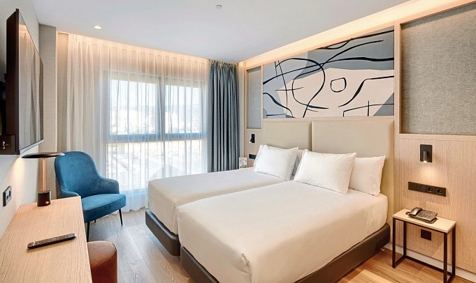 Sercotel Rosaleda Málaga - Wohnbeispiel Doppelzimmer Klassik (Zimmercodierung DB1)