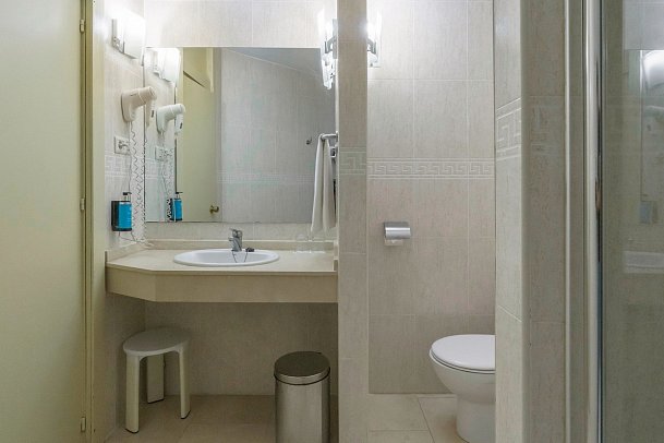 AluaSun Lago Rojo - Badbeispiel Juniorsuite (Zimmercodierung JB1)