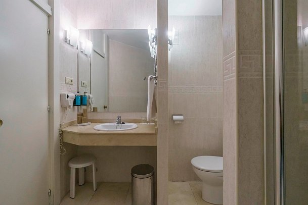 AluaSun Lago Rojo - Badbeispiel Juniorsuite Superior (Zimmercodierung JS1)