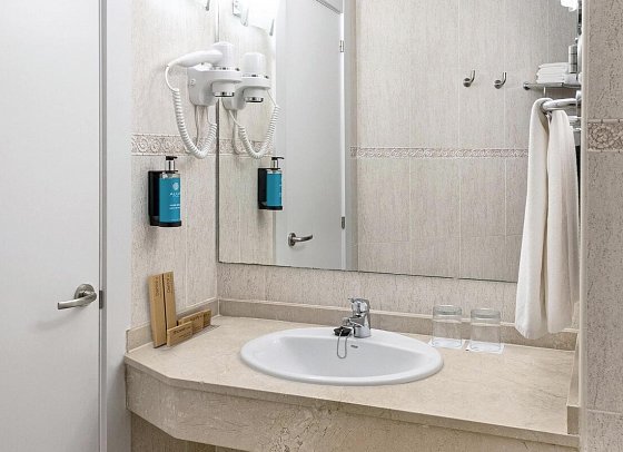 AluaSun Lago Rojo - Badbeispiel Juniorsuite Superior (Zimmercodierung JS1)