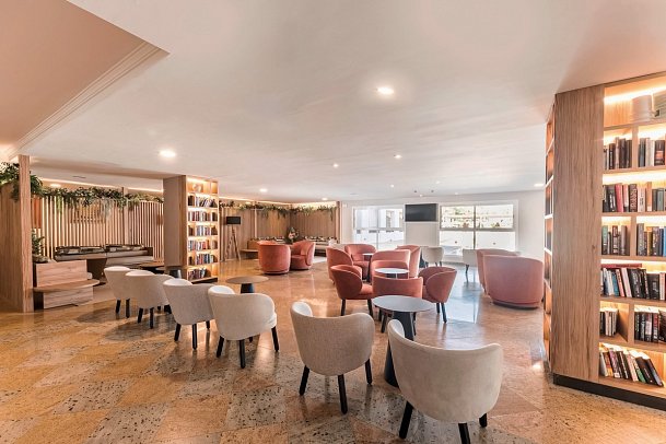 Hotel Mac Puerto Marina