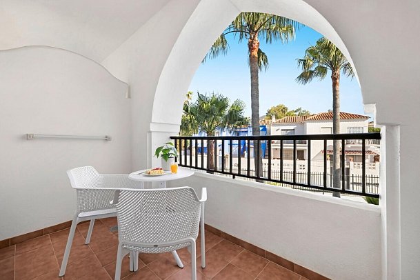 Hotel Mac Puerto Marina - Balkonbeispiel Doppelzimmer (Zimmercodierung DB1)