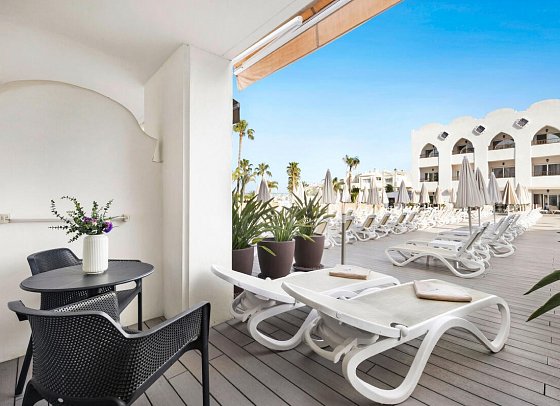Hotel Mac Puerto Marina - Terrassenbsp. Doppelzimmer Poolzugang (Zimmercodierung DB4)