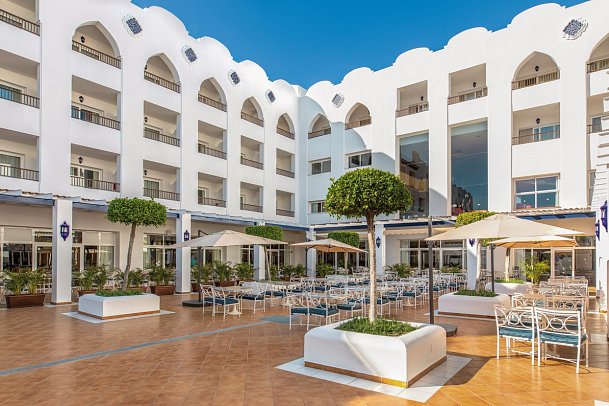 Hotel Mac Puerto Marina