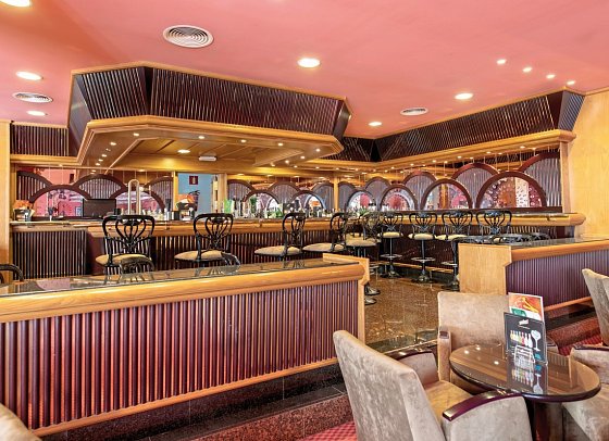 Hotel Mac Puerto Marina