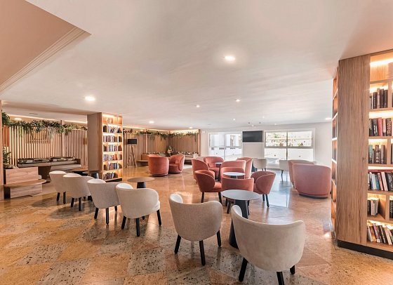 Hotel Mac Puerto Marina