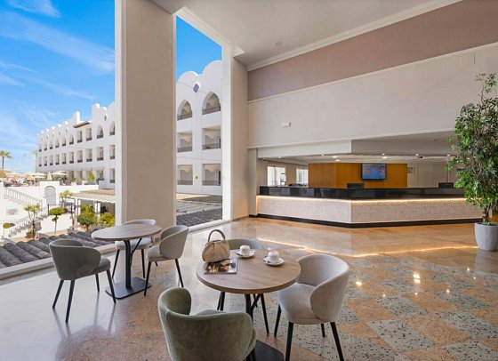 Hotel Mac Puerto Marina