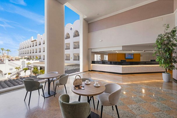 Hotel Mac Puerto Marina