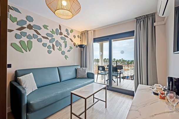 Hotel Puente Real - Wohnbeispiel Juniorsuite Poolblick (Zimmercodierung J1P)