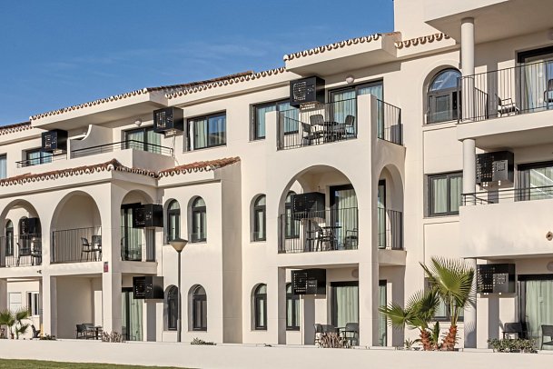 Hotel Puente Real - Außenansicht Gebäude Juniorsuite (Zimmercodierung JB1)