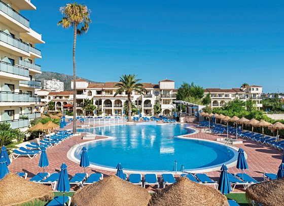 Hotel Puente Real