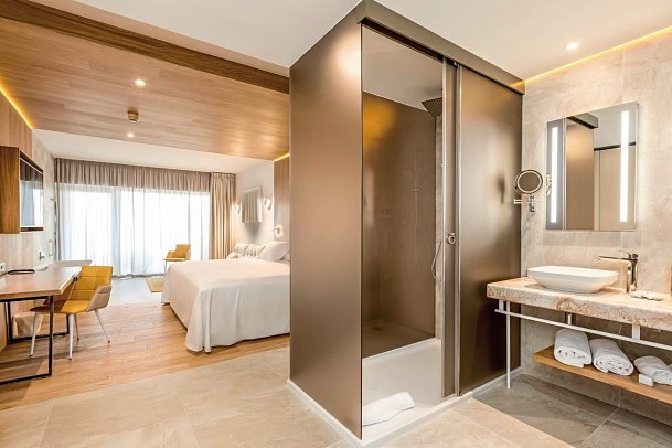 Higuerón Hotel Málaga, Curio Collection by Hilton - Wohnbeispiel Leiro Suite Meerblick (Zimmercodierung WXM)