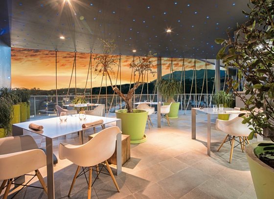 Higuerón Hotel Málaga, Curio Collection by Hilton - Restaurant „Sollo by Diego Gallegos“