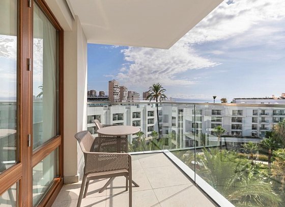 SOL Torremolinos Don Pablo - Balkonbeispiel Juniorsuite Meerblick Familie (Zimmercodierung JI1)