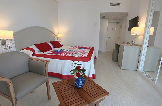 Hotel Alay - Wohnbeispiel Doppelzimmer (Zimmercodierung DB1)