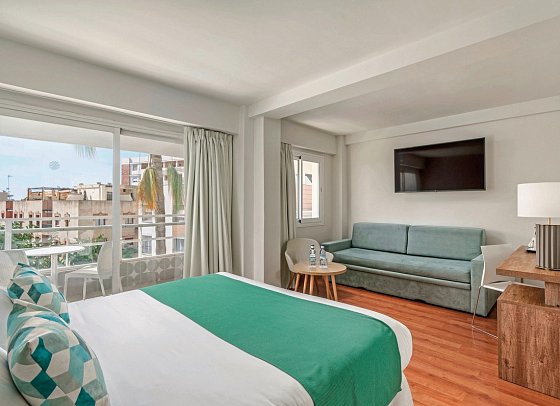 Hotel Costa Málaga by Pierre & Vacances (adults recommended) - Wohnbeispiel My Favourite Club Juniorsuite (Zimmercodierung JX1)
