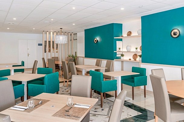 Hotel Costa Málaga by Pierre & Vacances (adults recommended)