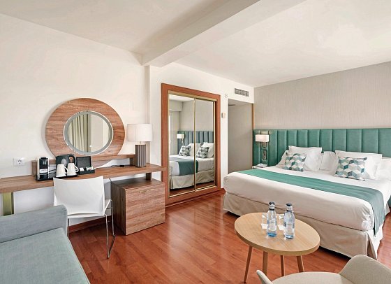 Hotel Costa Málaga by Pierre & Vacances (adults recommended) - Wohnbeispiel My Favourite Club Juniorsuite (Zimmercodierung JX1)