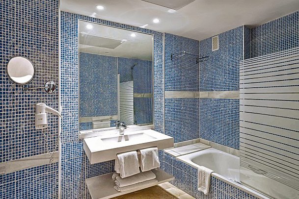 Benalmádena Palace - Badbeispiel Studio/Apt. 1 Schlafzimmer (Zimmercodierungen SB1, SB2, SB3, SB4, AB1, AB2, AB4, AB5, ABP, A1P, A2P, A3P, ABN, A2N, A3N & A4N)