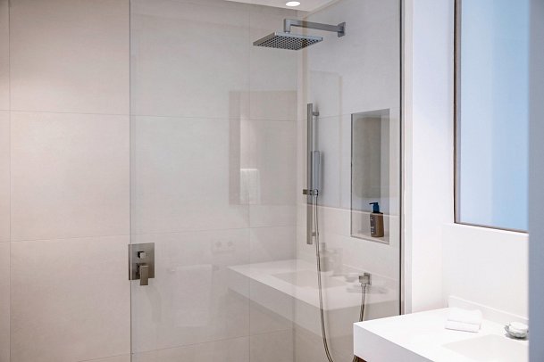 The Flag Costa Del Sol - Badbeispiel Studio Gartenblick (Zimmercodierungen S3G & DX1)